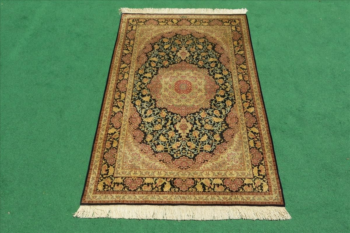 Persian rug GHOM SILK